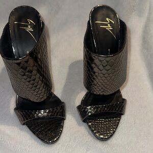 Giuseppe Zanotti Black Snake-Patterned Heels